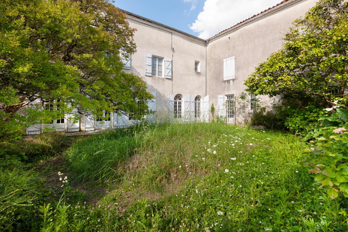 Maison 10 pièces - 357m² - ST SEVER