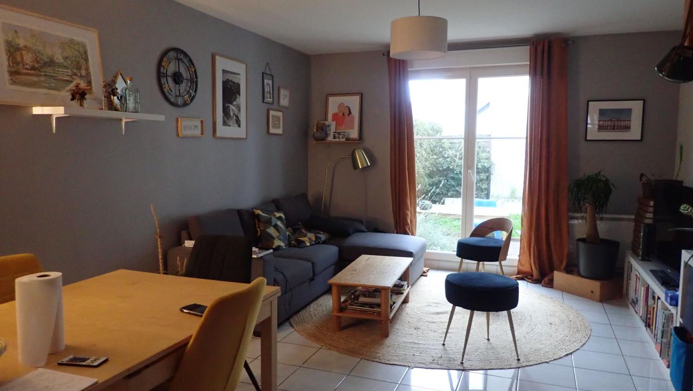 Maison 3 pièces - 62m² - ST PIERRE DES CORPS