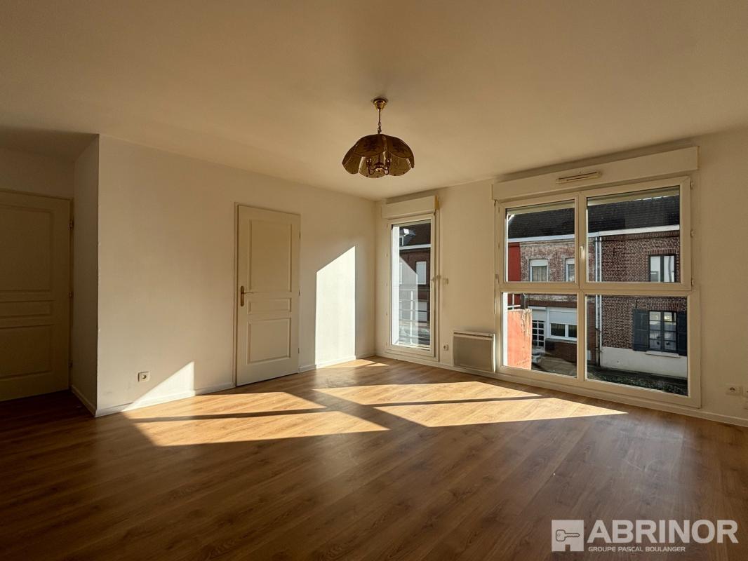 Appartement 4 pièces - 76m² - LOOS