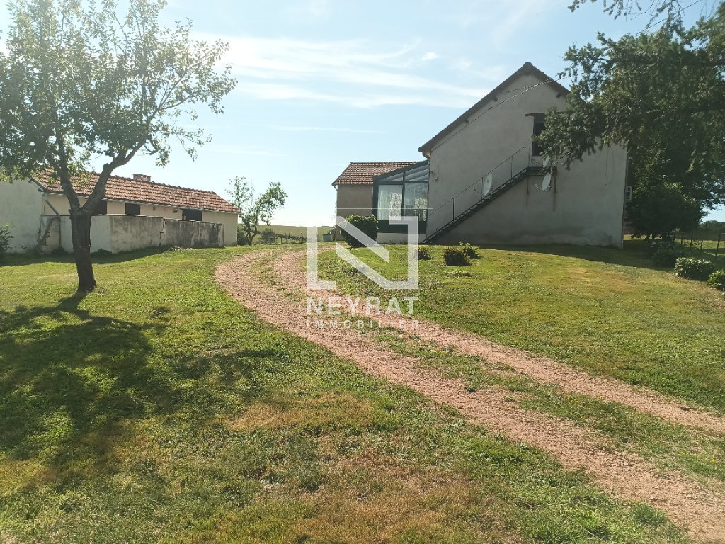 Maison 5 pièces - 151m² - ST LEGER SUR VOUZANCE