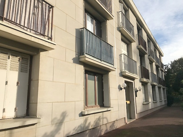 Appartement 1 pièce - 25m² - VILLENNES SUR SEINE