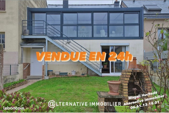 Maison 7 pièces - 113m² - ST JACQUES DE LA LANDE