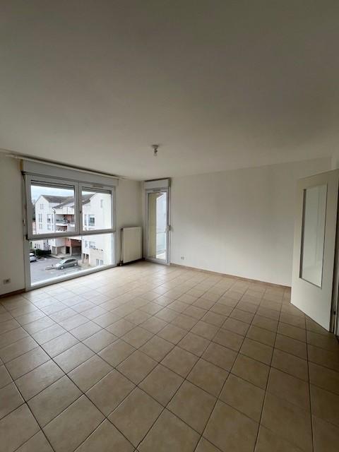 Appartement 2 pièces - 54m² - CHARNAY LES MACON