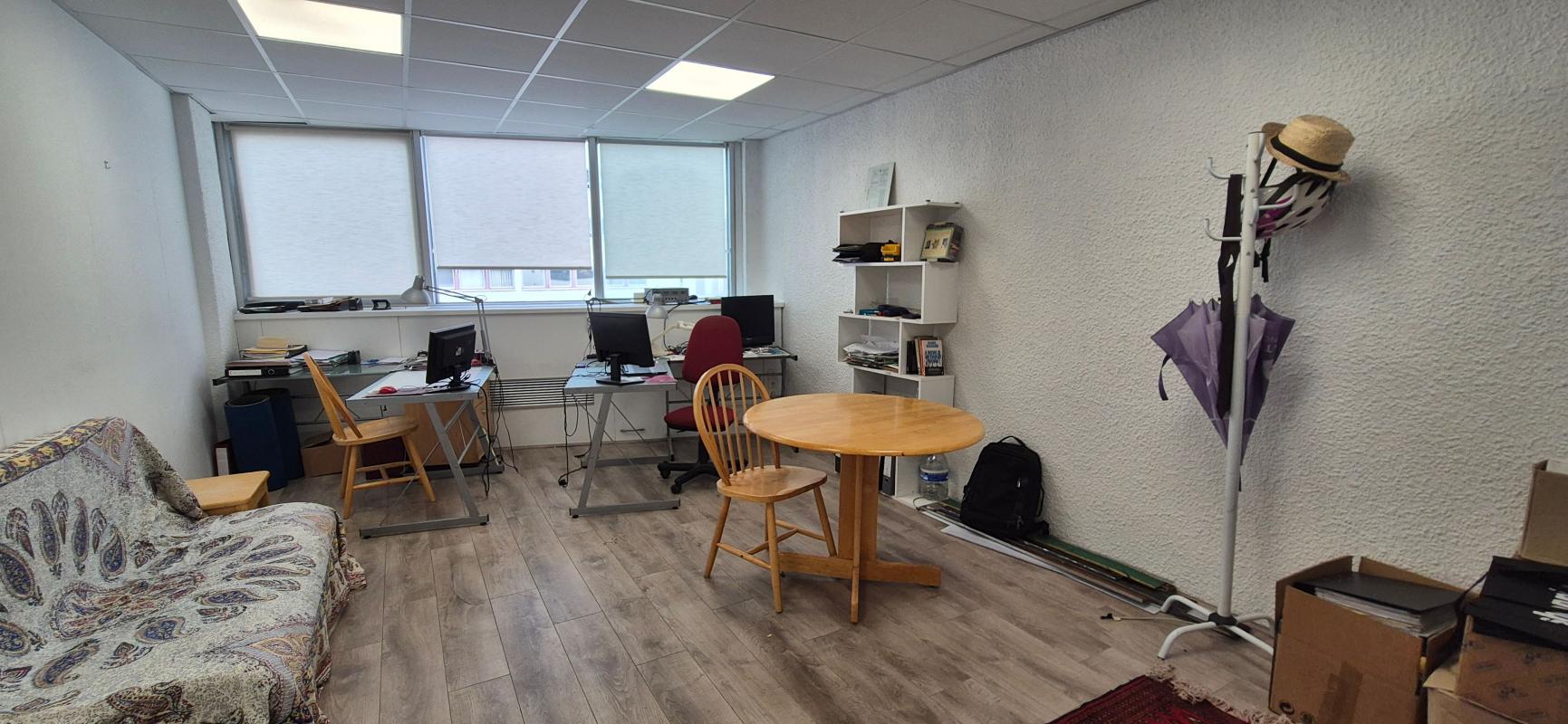 Local Professionnel  - 68m² - NICE