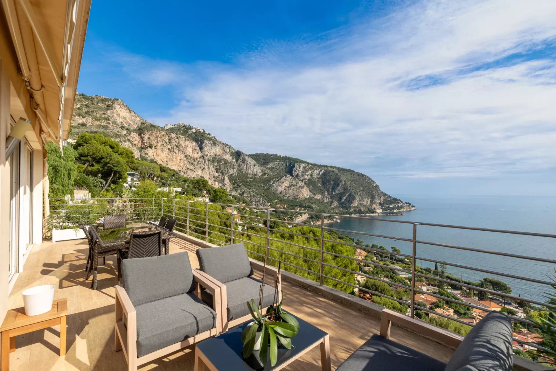 Maison 5 pièces - 165m² - EZE