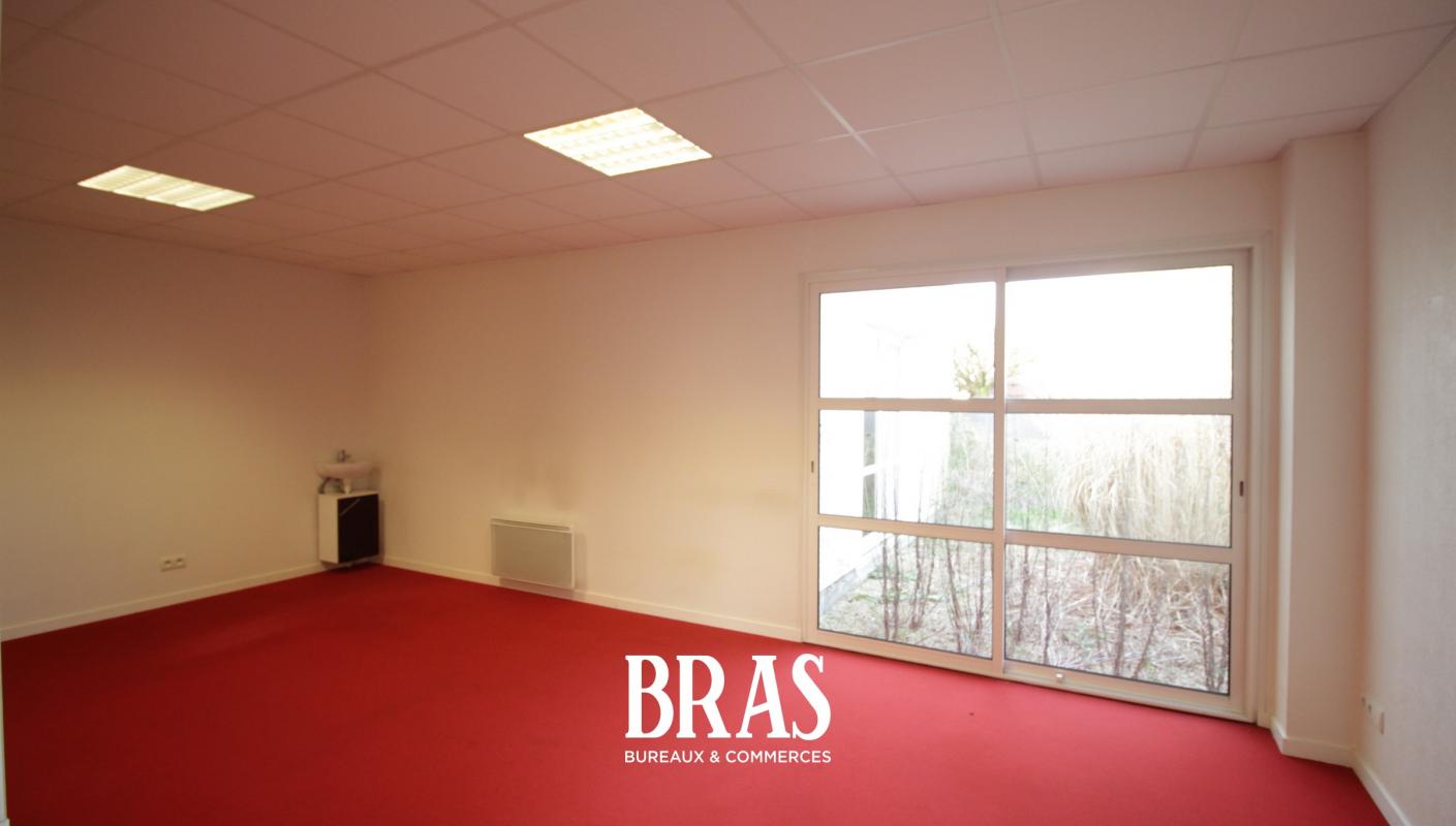 Local Professionnel  - 31m² - LES SORINIERES