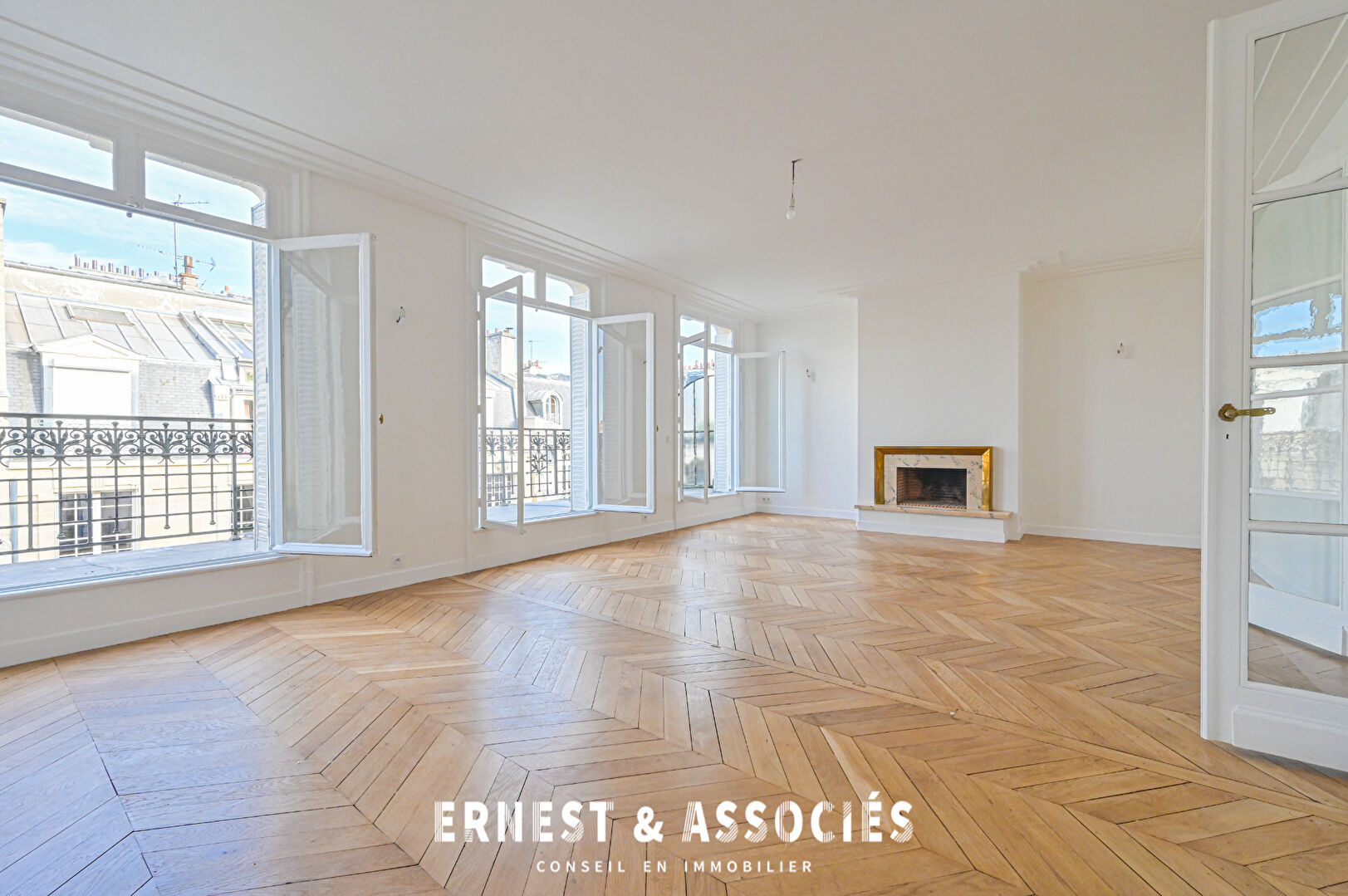 Appartement 6 pièces - 215m² - PARIS  - 17ème