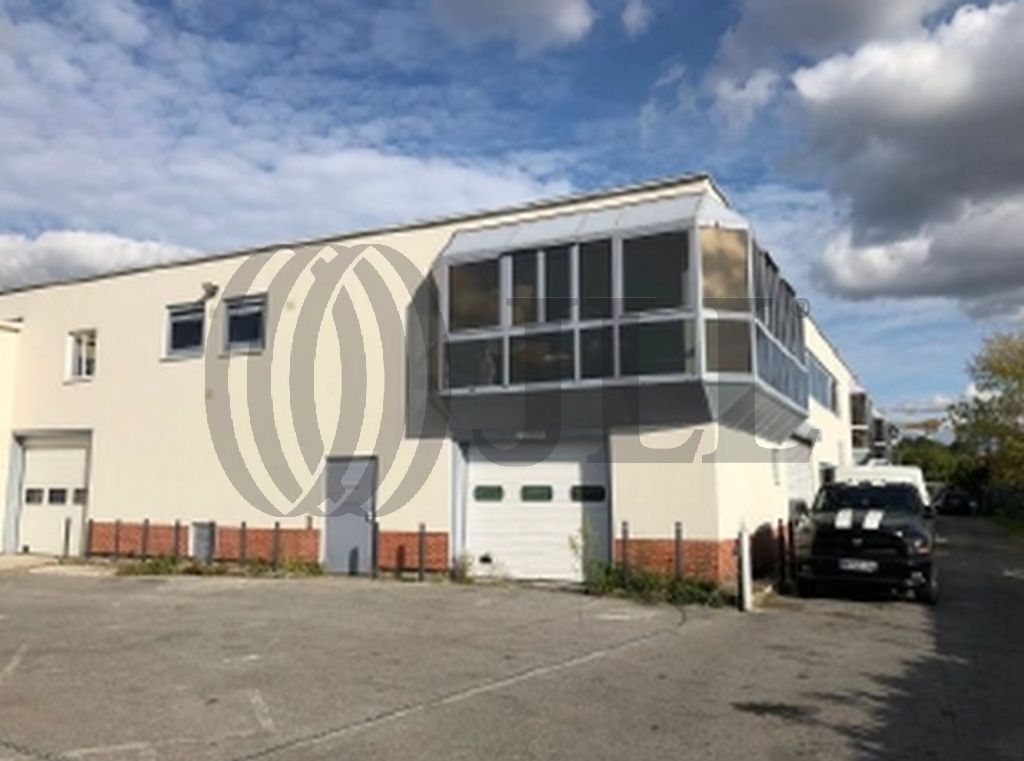 Local industriel  - 245m² - CHAMPIGNY SUR MARNE