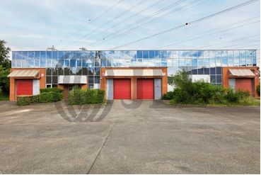 Local industriel  - 820m² - MASSY