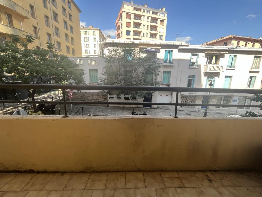 Appartement 3 pièces - 70m² - BASTIA