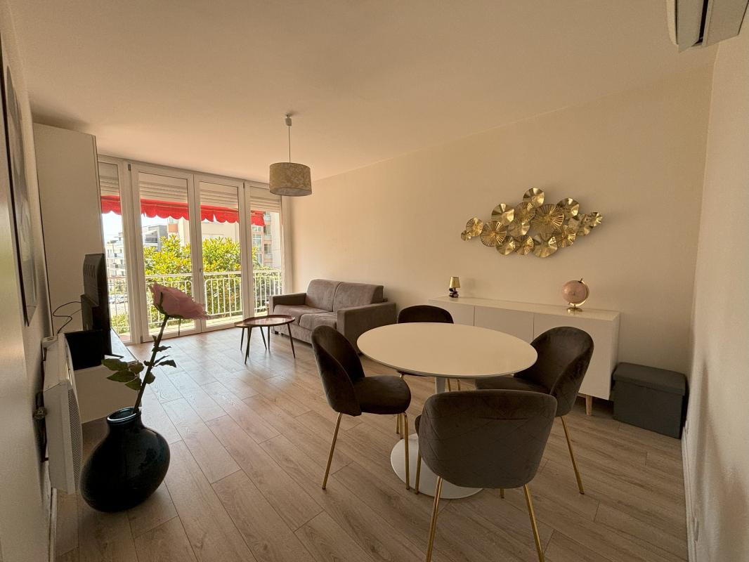 Appartement 2 pièces - 53m² - CAGNES SUR MER