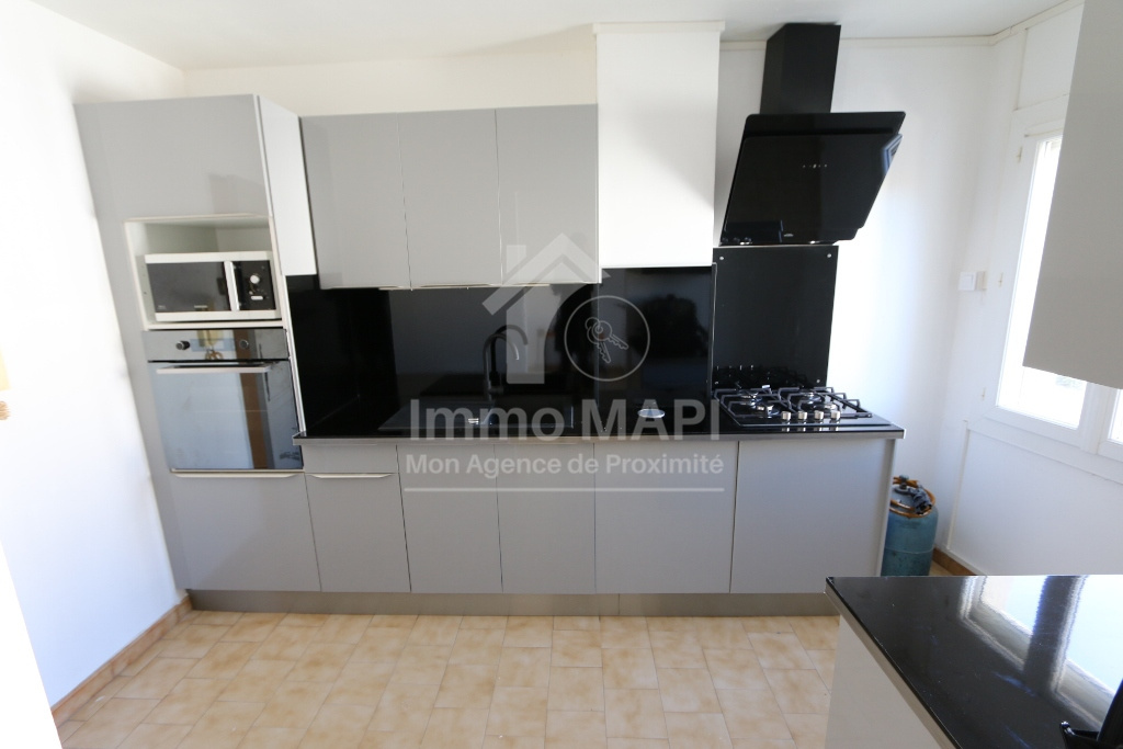 Appartement 3 pièces - 45m² - MAUGUIO