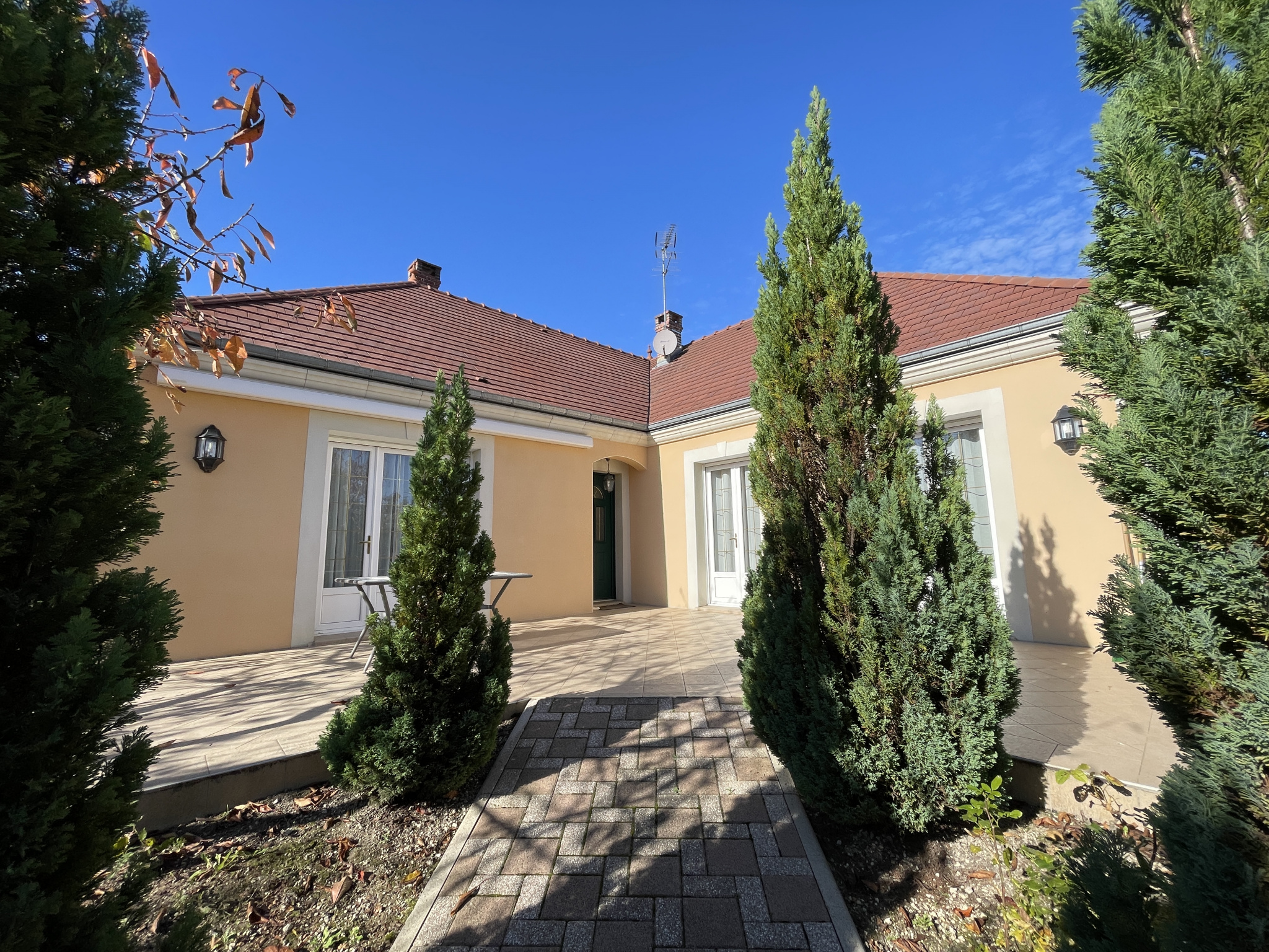 Maison 7 pièces - 147m² - STE SAVINE