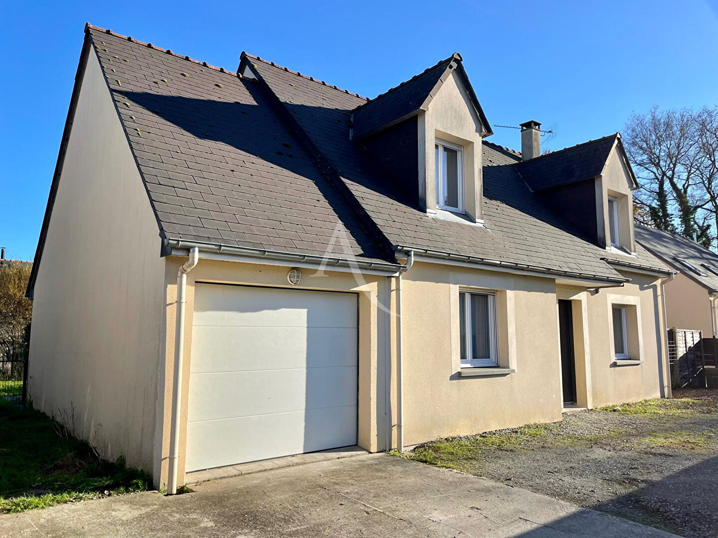 Maison 7 pièces - 117m² - ERDRE EN ANJOU