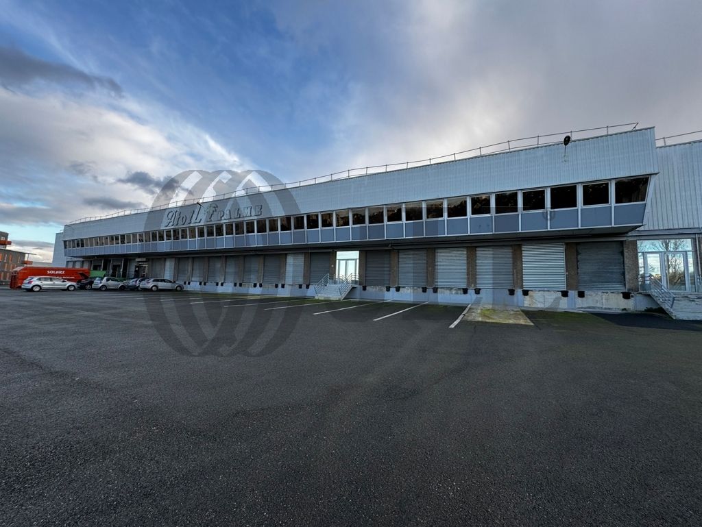 Local industriel  - 1 810m² - ROSNY SOUS BOIS