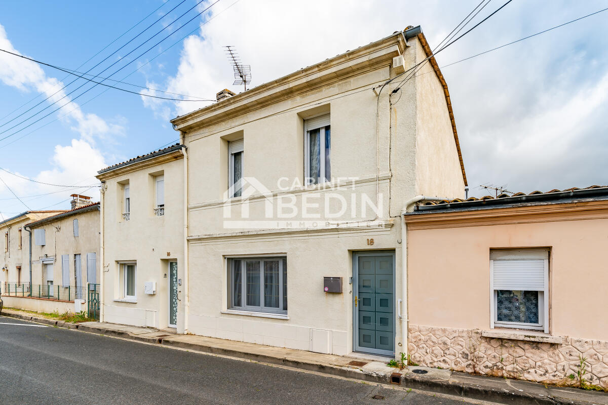 Maison 3 pièces - 122m² - AMBARES ET LAGRAVE