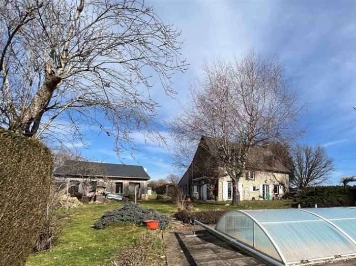 Maison 4 pièces - 142m² - BORT LES ORGUES