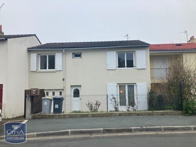 Maison 6 pièces - 110m² - ST BENOIT