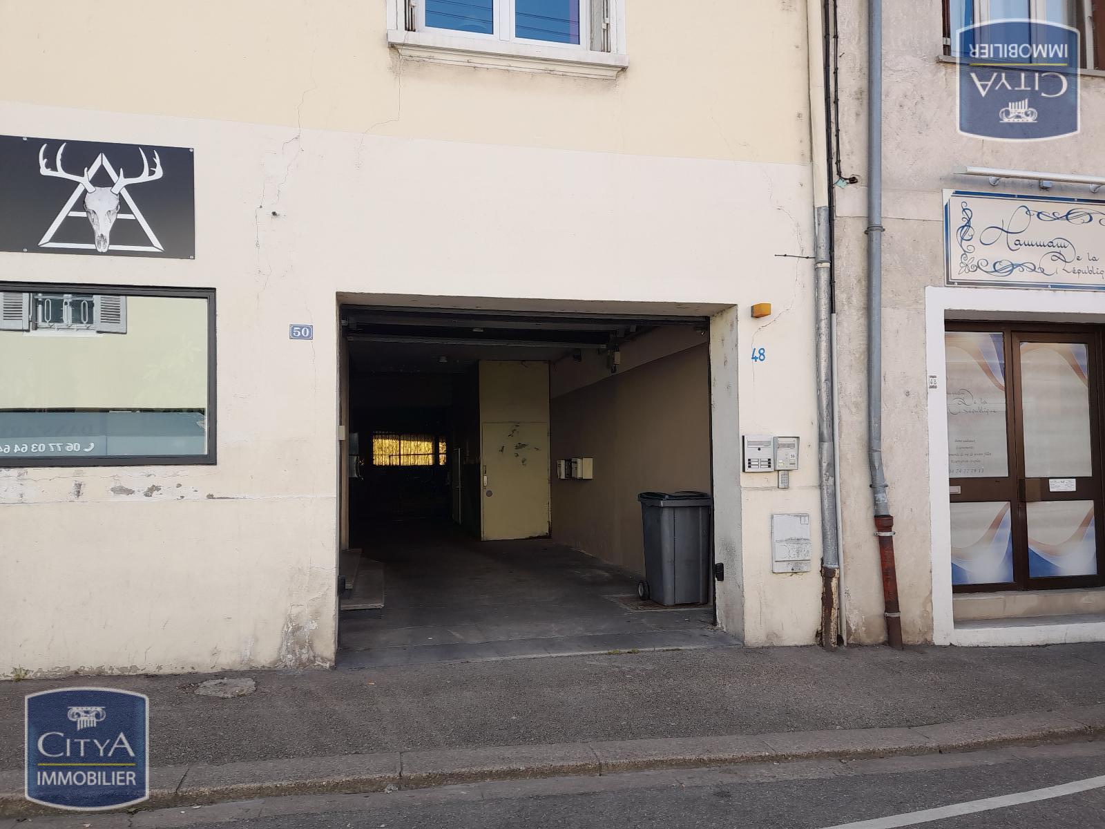 Parking  - BOURG EN BRESSE