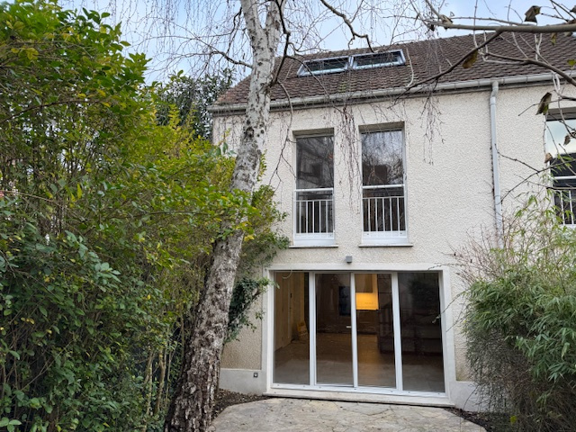 Maison 5 pièces - 87m² - VERNEUIL SUR SEINE