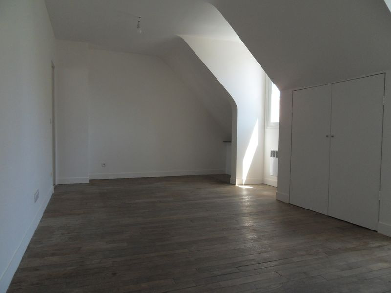 Appartement 2 pièces - 39m² - COMPIEGNE