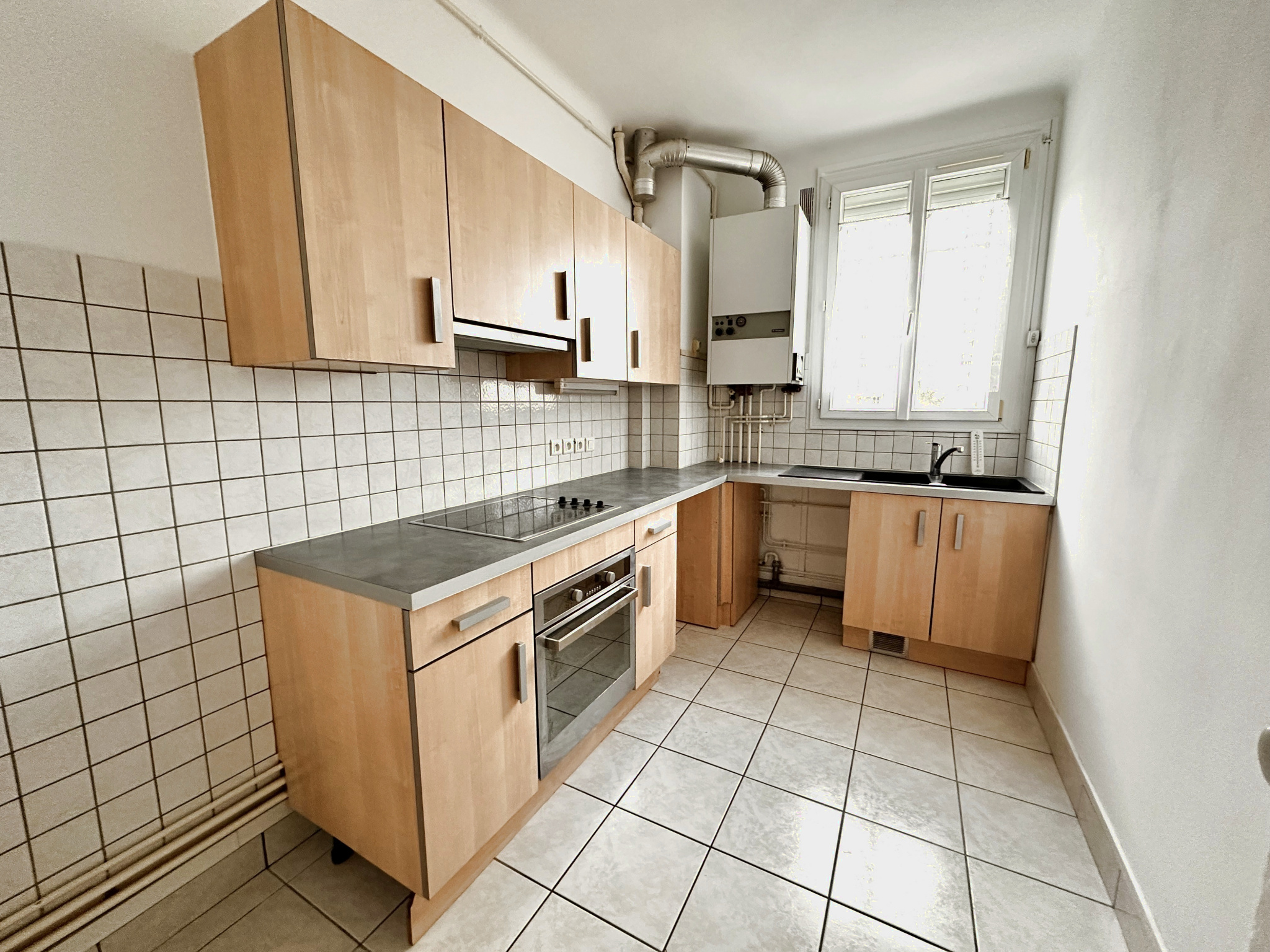 Appartement 3 pièces - 54m² - BROU SUR CHANTEREINE