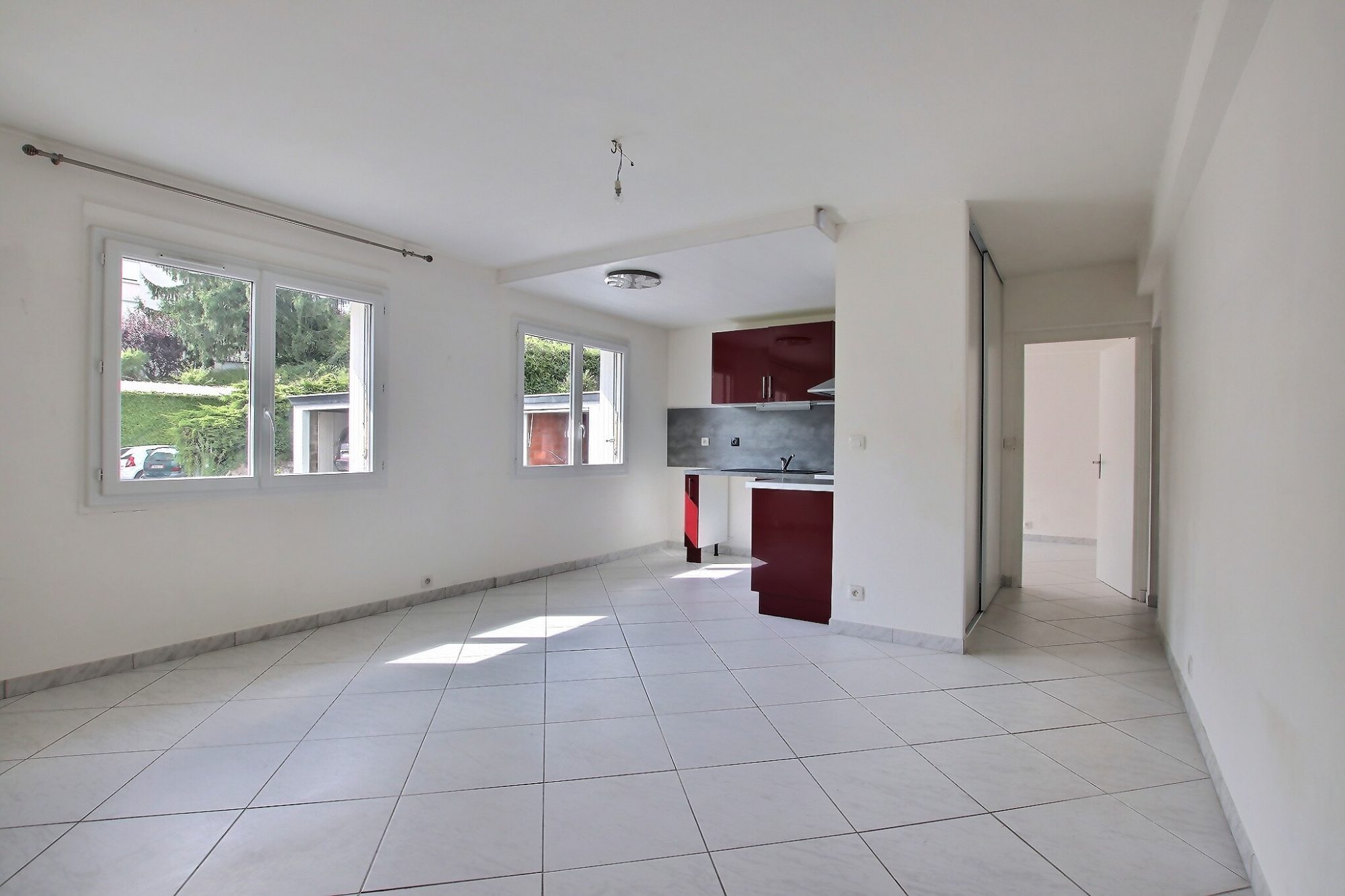 Appartement 2 pièces - 47m² - CLERMONT FERRAND