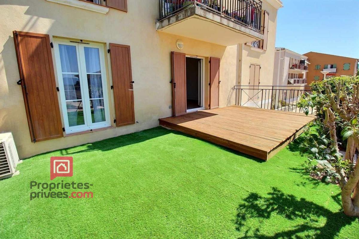 Appartement 2 pièces - 43m² - ROQUEBRUNE SUR ARGENS