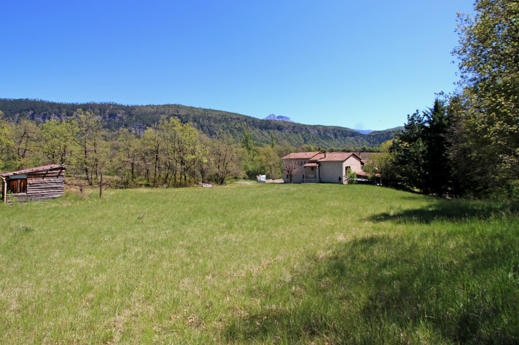 Terrain  - 897m² - LE BRUSQUET