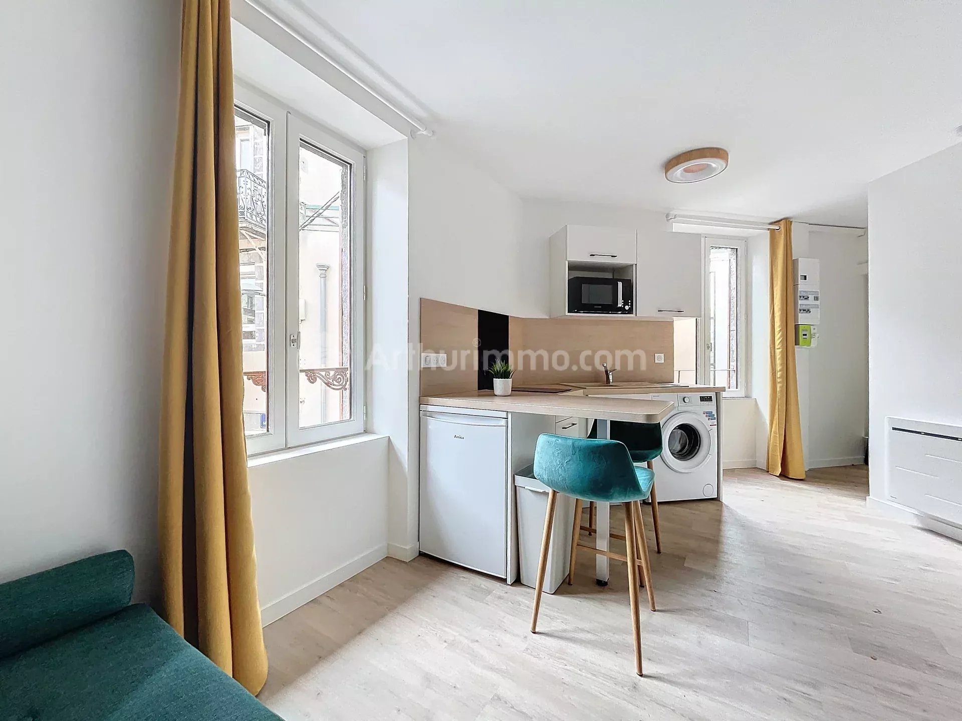 Appartement 2 pièces - 23m² - CLERMONT FERRAND