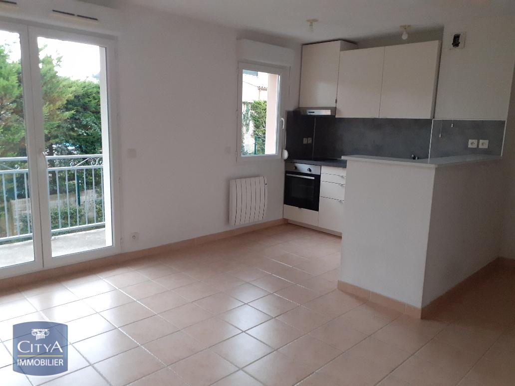 Appartement 3 pièces - 54m² - ST PRIVAT DES VIEUX