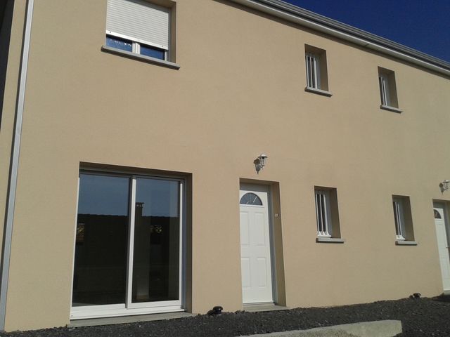 Maison 4 pièces - 79m² - ABREST