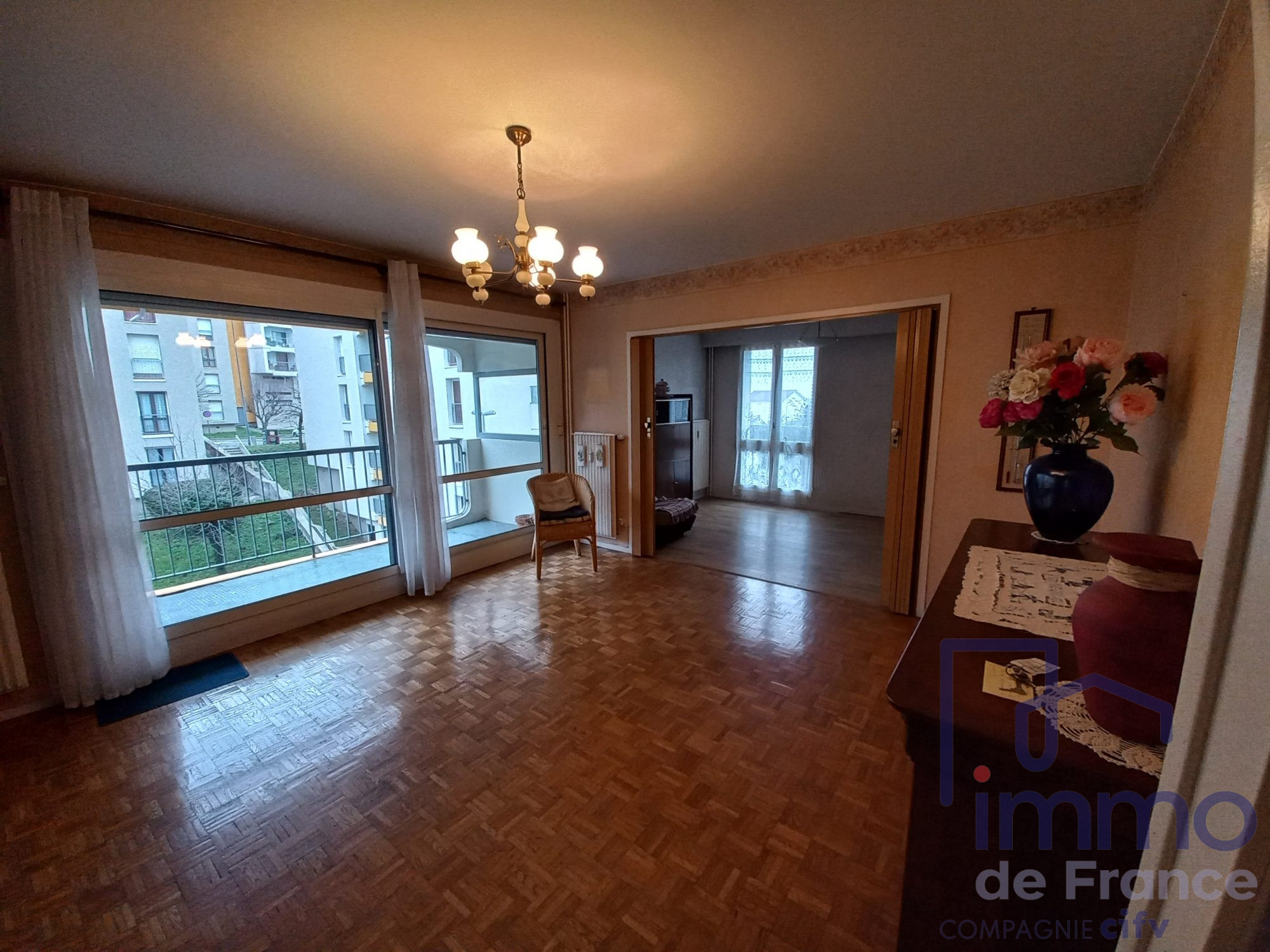 Appartement 3 pièces - 66m² - ST ETIENNE