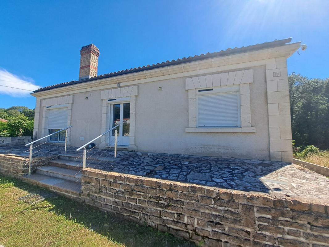 Maison 3 pièces - 96m² - ANGOULEME