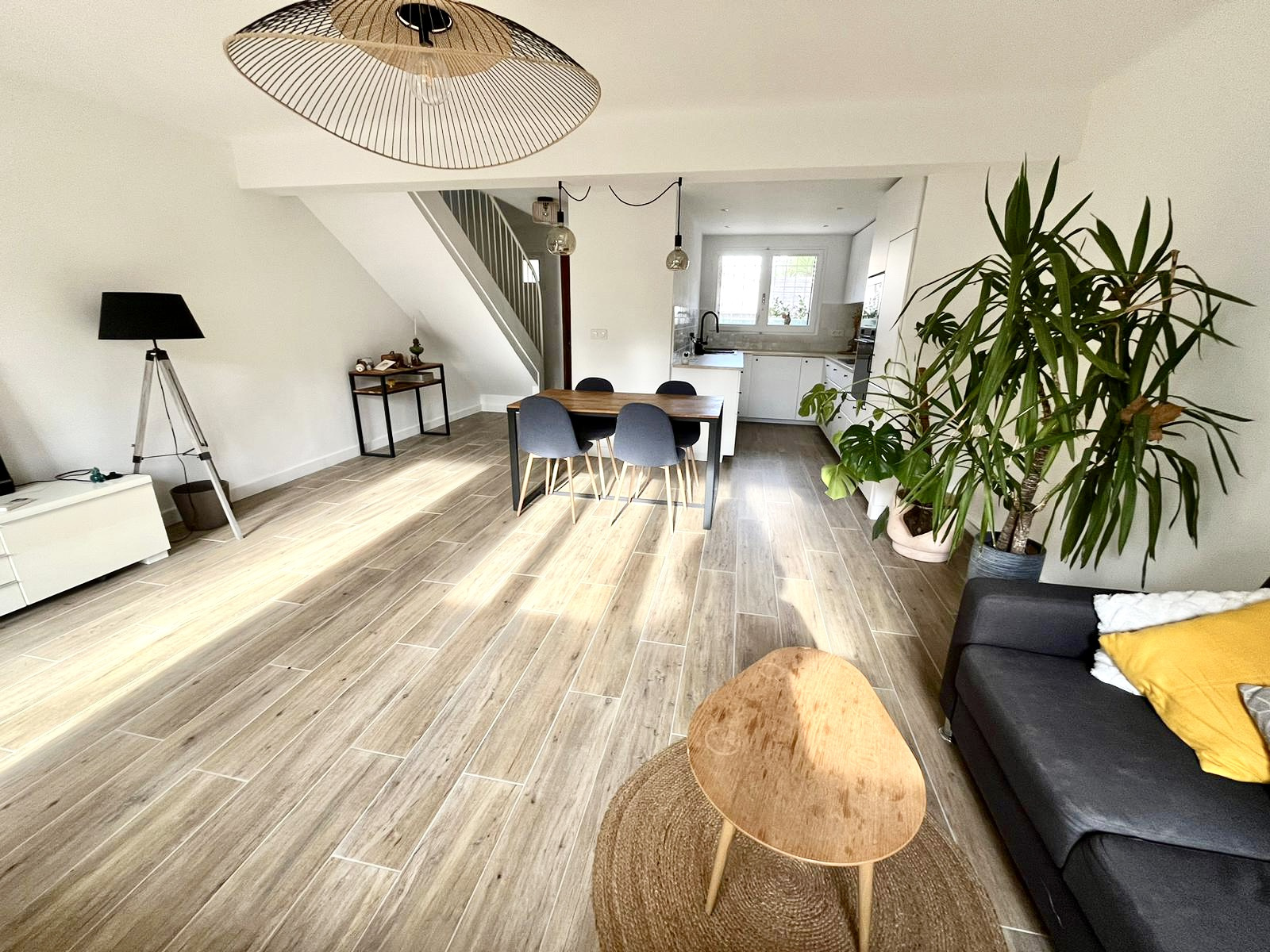 Maison 4 pièces - 82m² - MARSEILLE  - 9ème