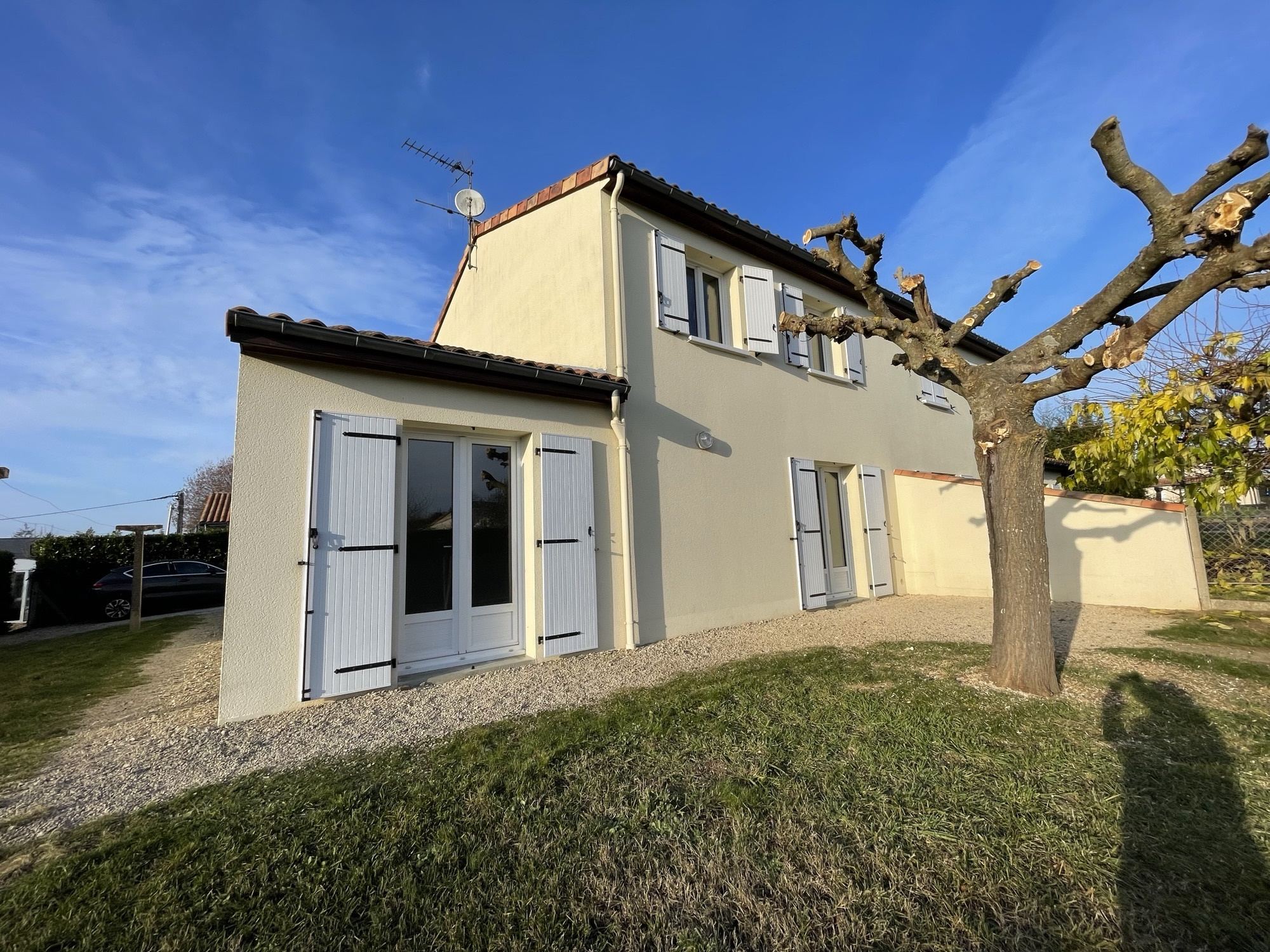 Maison 4 pièces - 91m² - MONTAMISE