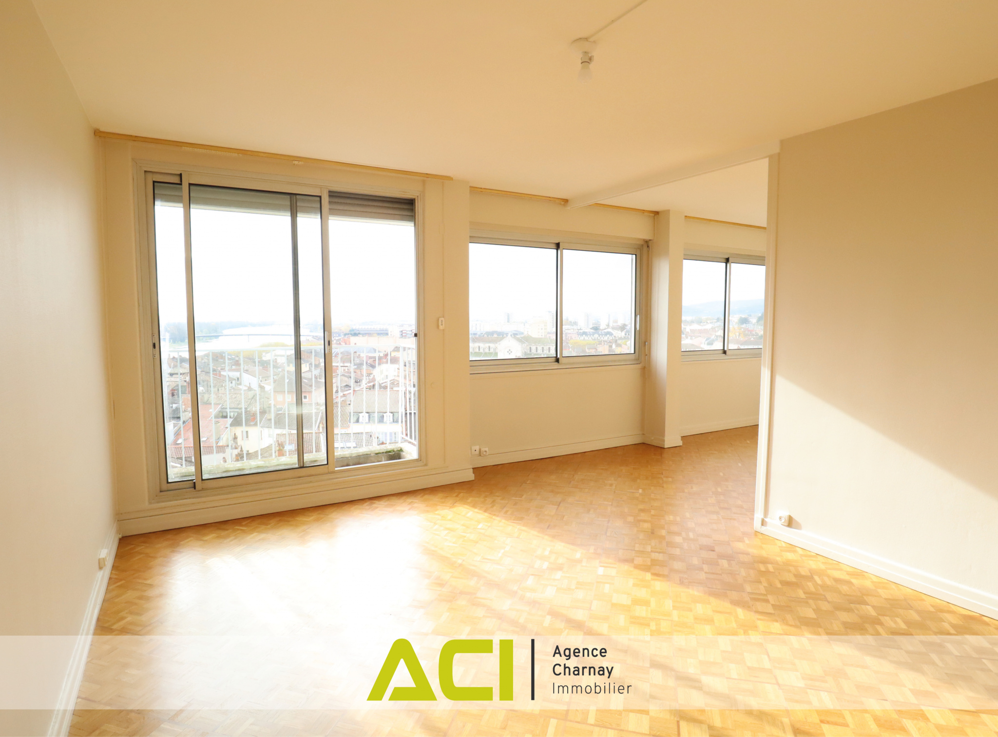 Appartement 3 pièces - 82m² - MACON