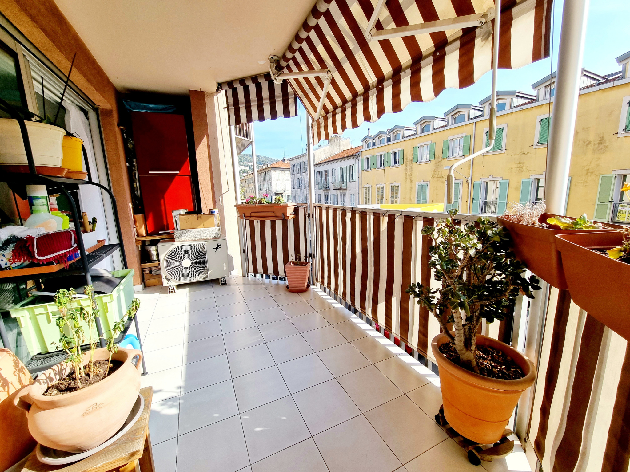 Appartement 3 pièces - 69m² - NICE