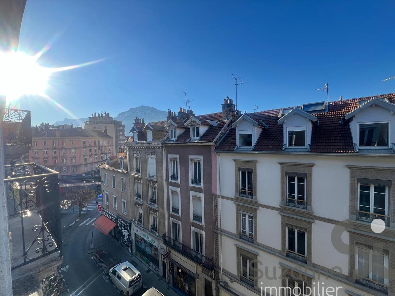 Appartement 2 pièces - 54m² - GRENOBLE