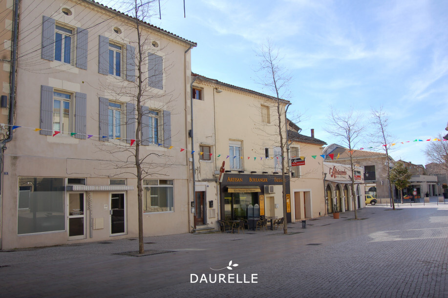 Local Professionnel  - 38m² - CHATEAURENARD