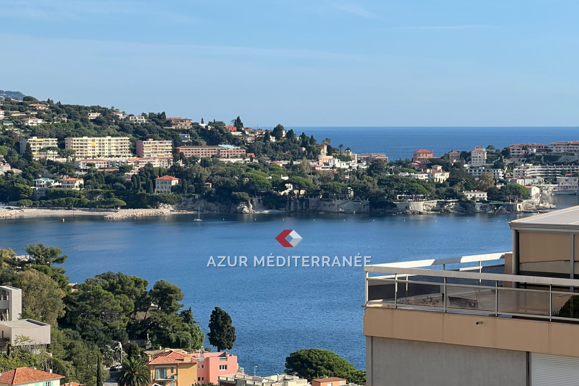 Appartement 3 pièces - 74m² - VILLEFRANCHE SUR MER