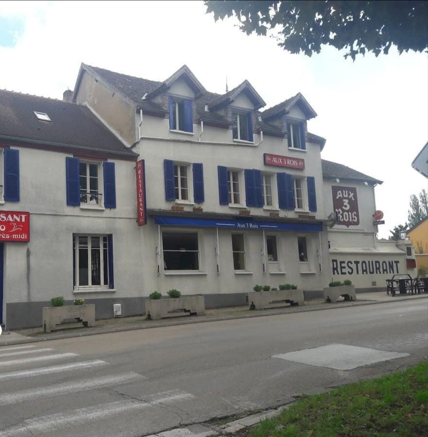 Fonds de commerce  - PONT SUR YONNE