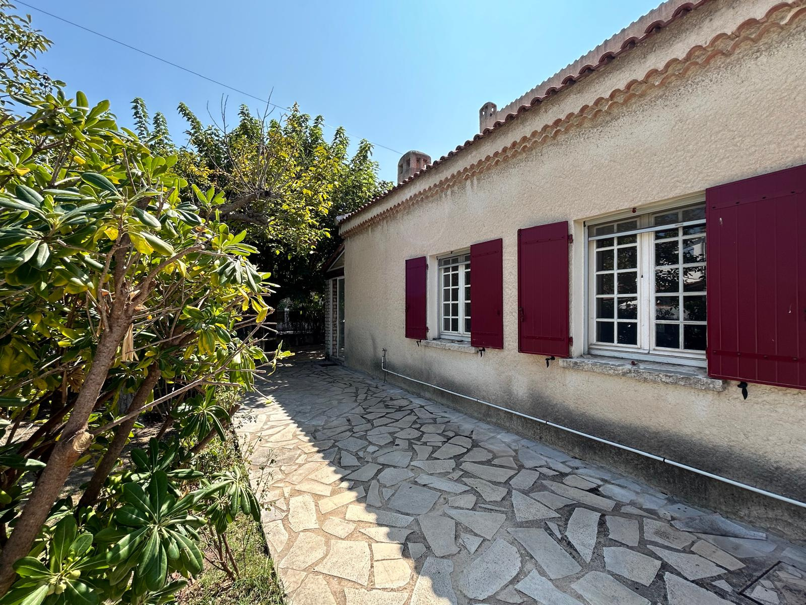 Maison 6 pièces - 135m² - MARIGNANE