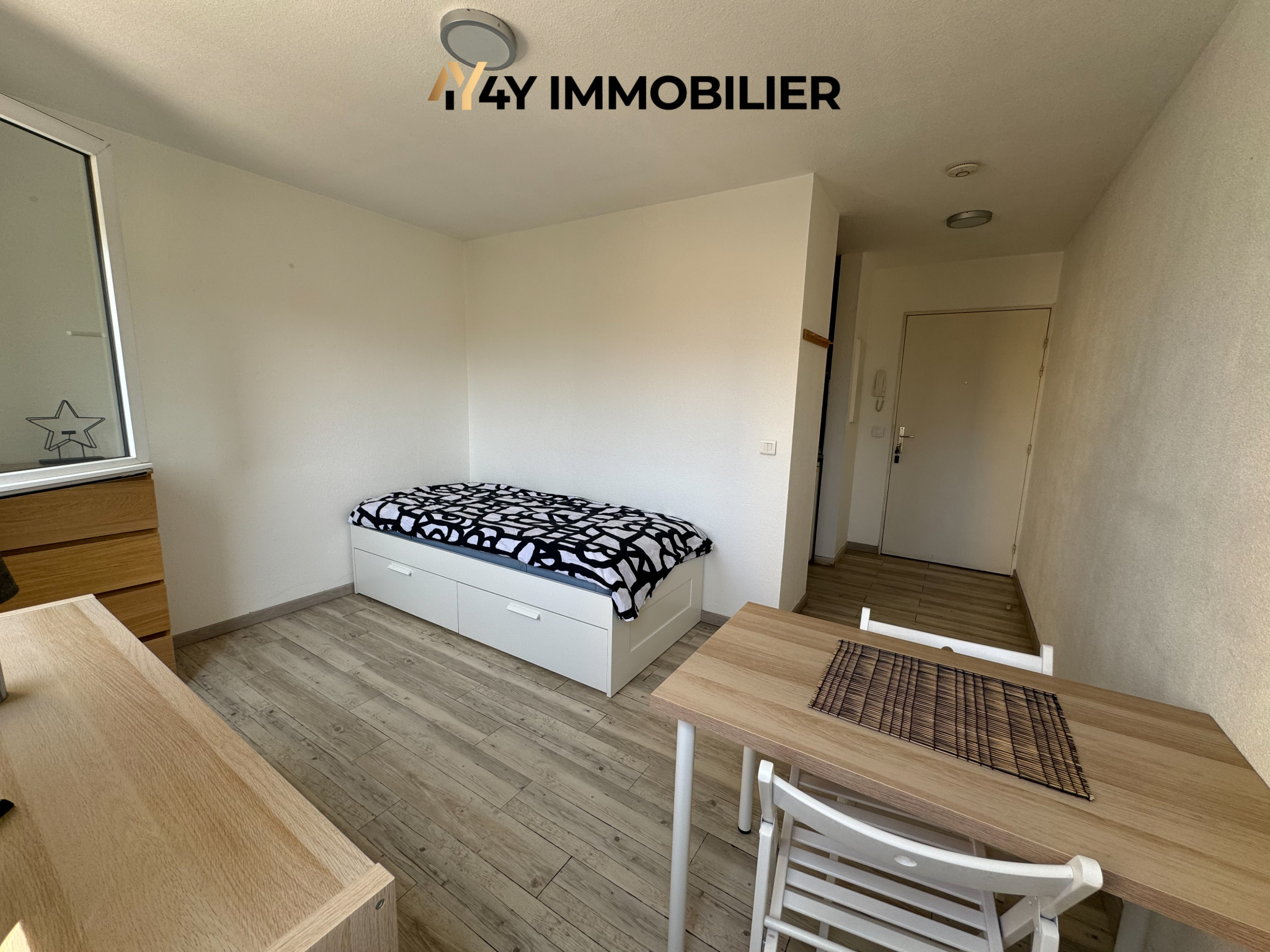 Appartement 1 pièce - 17m² - GRENOBLE