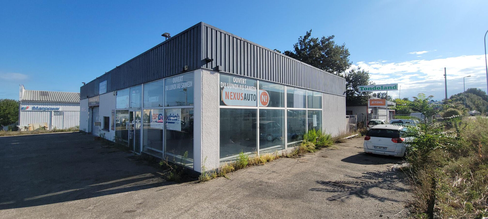 Local industriel  - 400m² - ORANGE