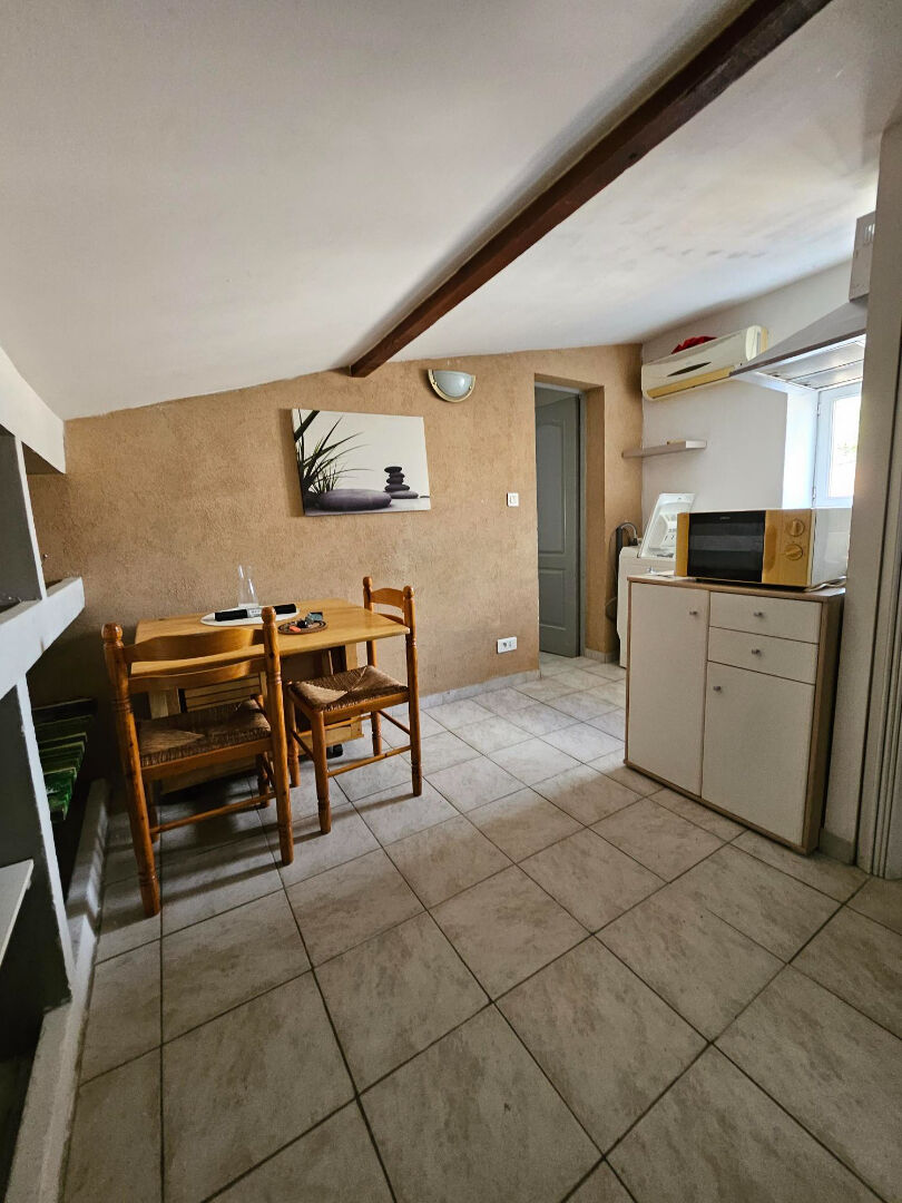 Appartement 1 pièce - 15m² - NIMES