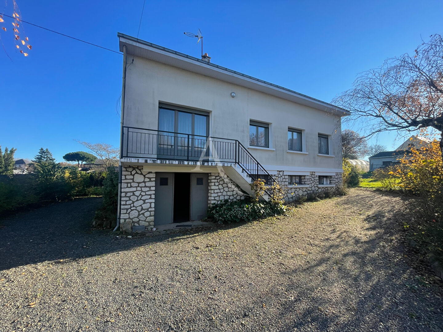 Maison 4 pièces - 70m² - LONGUE JUMELLES