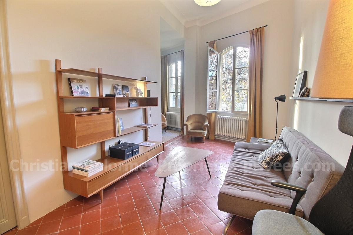 Appartement 3 pièces - 77m² - UZES