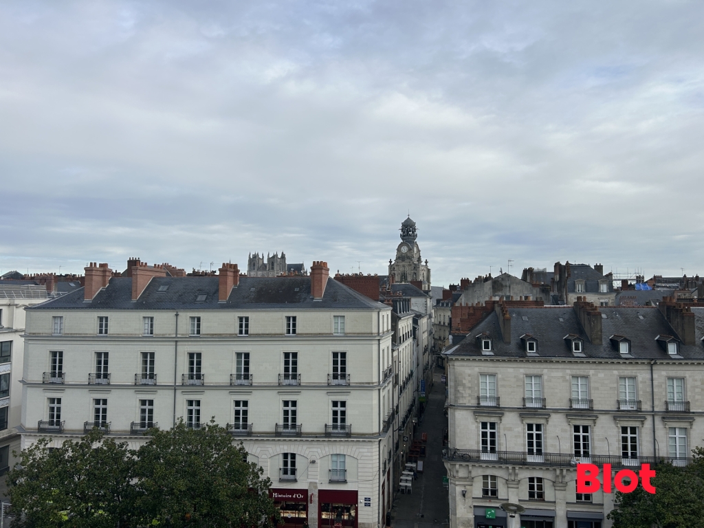 Appartement 2 pièces - 52m² - NANTES