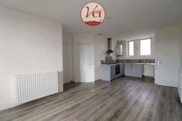 Appartement 3 pièces - 56m² - BELLERIVE SUR ALLIER